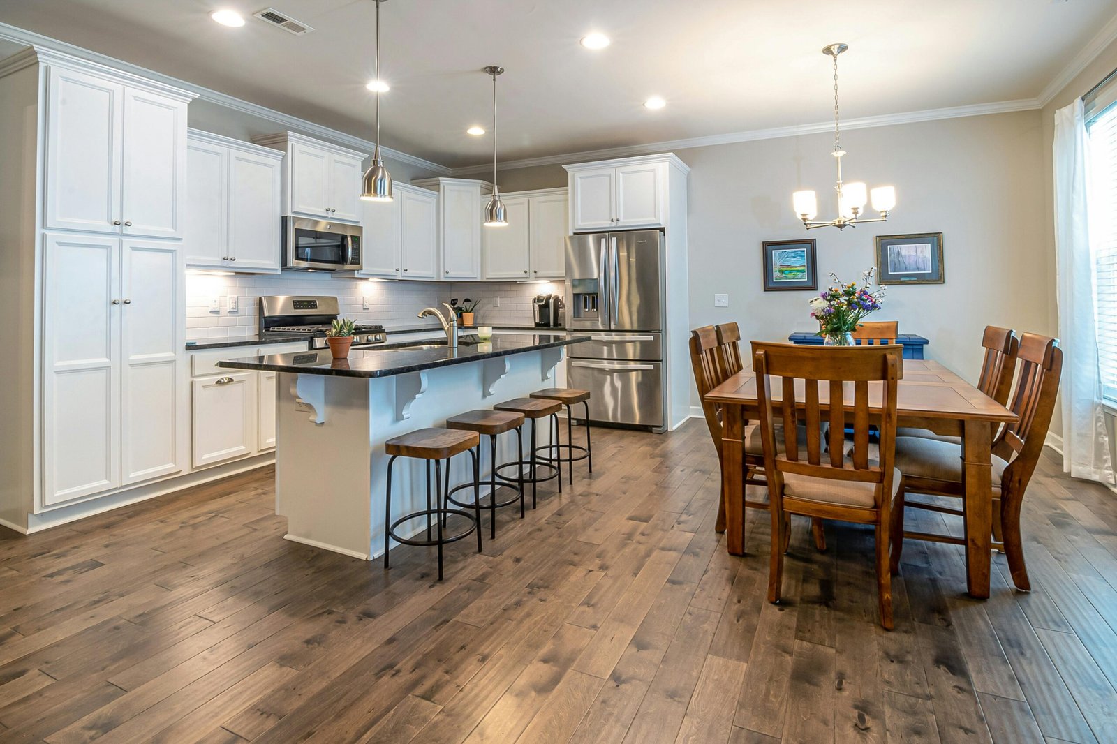 Kitchen & Dining: Modern Ideas to Transform Your Space into a Stylish and Functional Hub (2026 Guide)